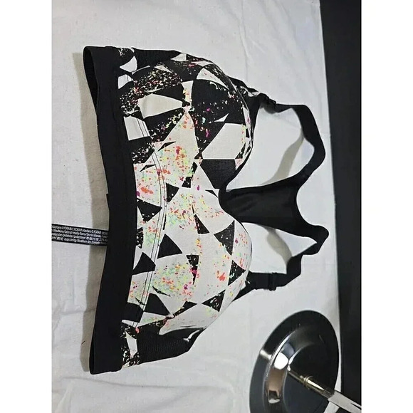 Victoria Sport Incredible By Victoria's Secret Sport Bra Size 32B - Picture 2 of 12